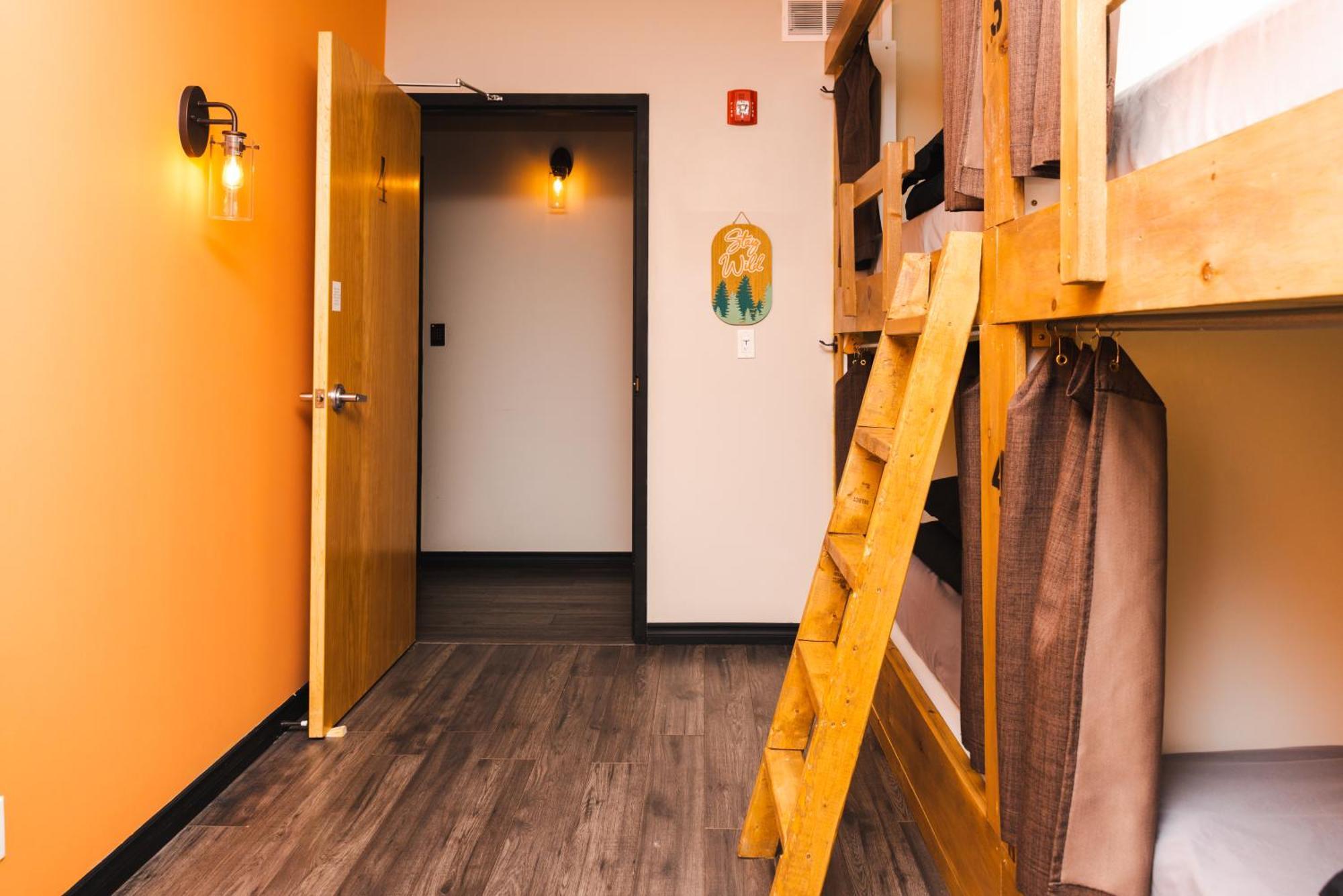 The Haven Hostel Тандер-Бей Экстерьер фото