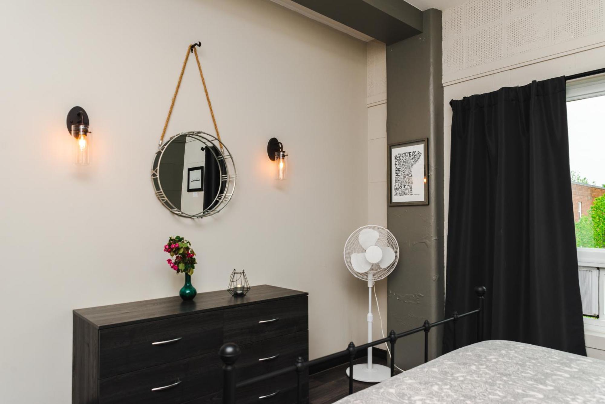 The Haven Hostel Тандер-Бей Экстерьер фото